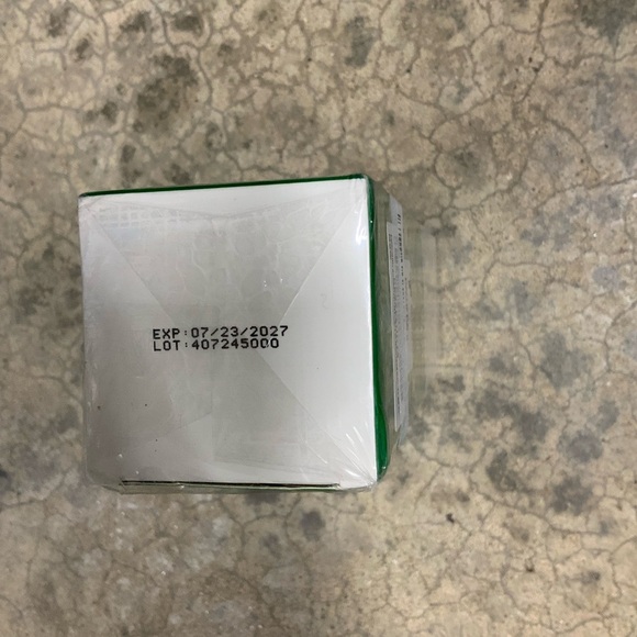 New in box Pharmbanner Folliculitis Conditioner 11.84 oz - Picture 5 of 6